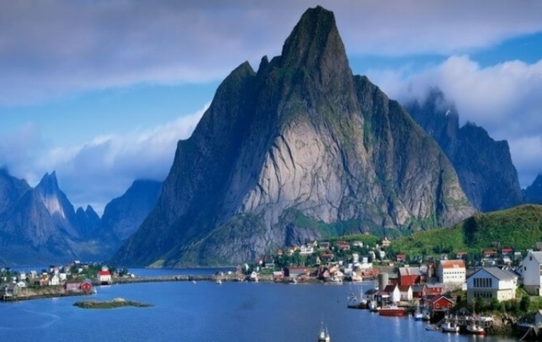 İSKANDİNAVYA FİYORDLAR