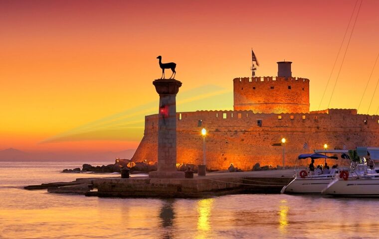 YUNAN ADALARI - ÇEŞME ÇIKIŞLI - 4 GECE 5 GÜN