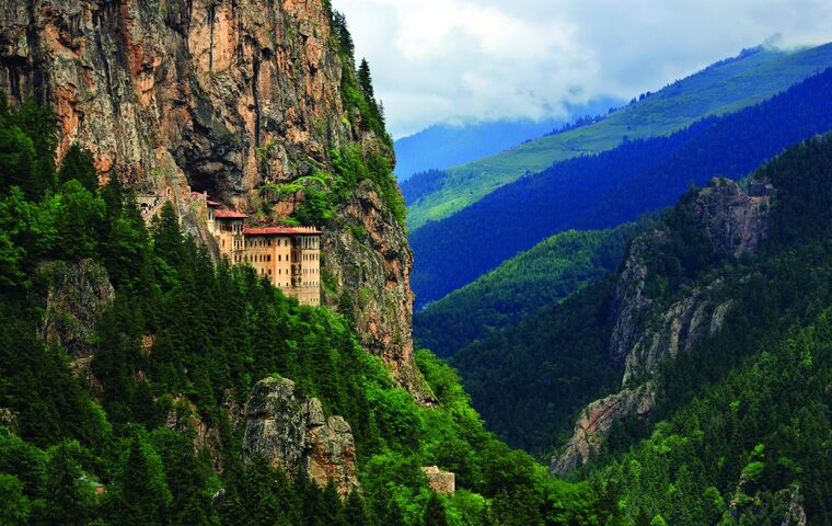 YAYLA YAYLA ÖZEL KARADENİZ TURU FC