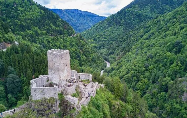 YAYLA YAYLA ÖZEL KARADENİZ TURU FC